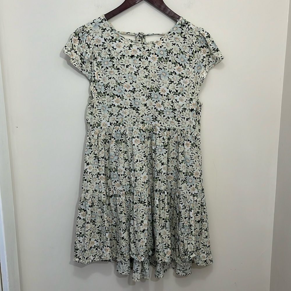 American Eagle Women’s Flowy Summer Dress Size Medium